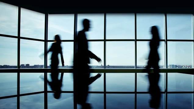 Российские компании сокращают наем сотрудников