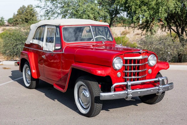 Willys Jeepster. Забавного автомобиля пост