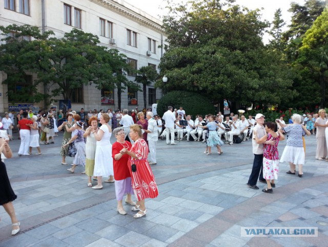 Дорога из Киева и из Москвы в Ялту.