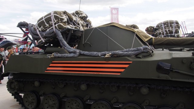 Россия показала мускулы на «Армия-2015»