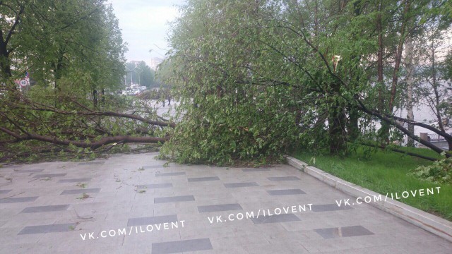 Ураган (сильный шквал) в Нижнем Тагиле