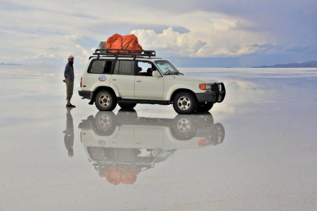 В Боливии сняли забавную рекламу Lada 4x4