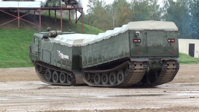 Российский двухзвенный танк будущего