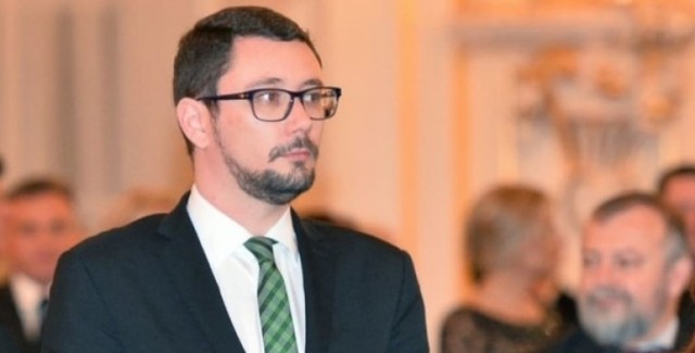 Пресс-секретарь президента Чехии женился на украинке, которую приютил как беженку