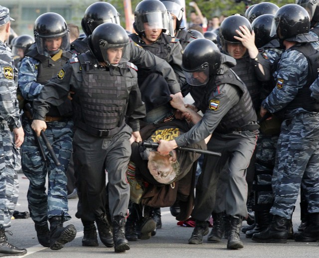 Фотожаба: Извини, Анюков