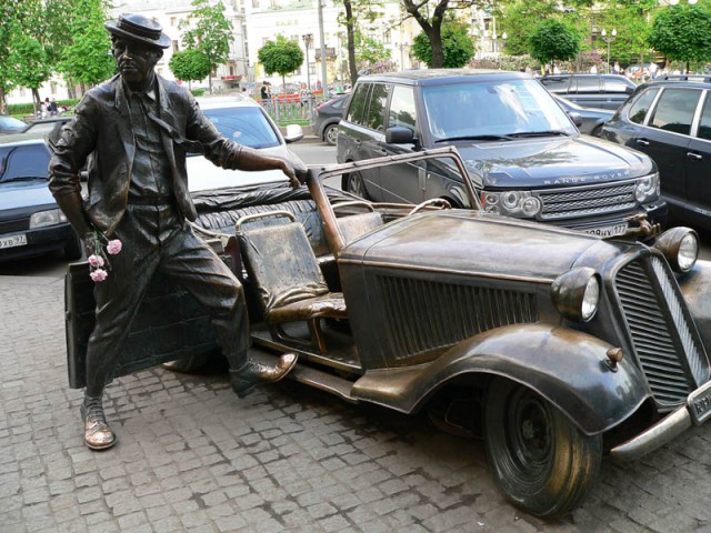 Юрий Никулин и его автомобили