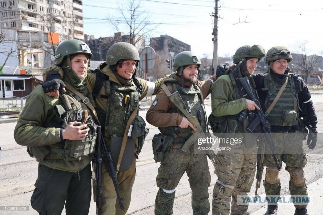 "Мирные есть? Это русская армия"