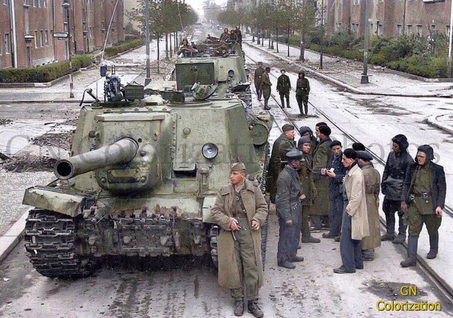 Цветные фотографии бронетехники времён Второй мировой войны
