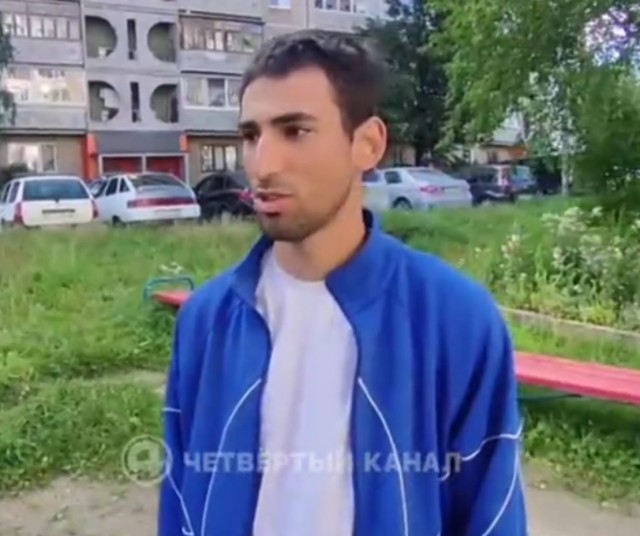 В поселке под Нижним Тагилом местные жители избивают приезжих