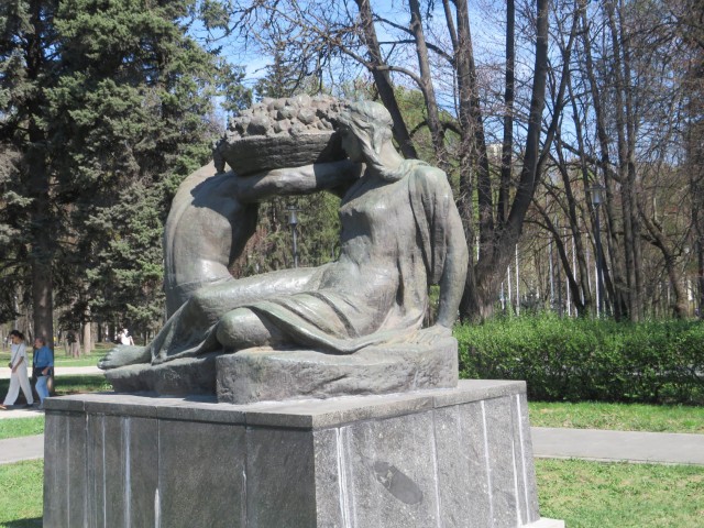Другое лицо