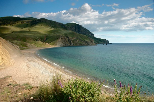 Немного солнца и тепла. Крымские виды.