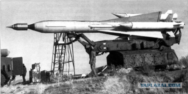 Зенитный ракетный комплекс большой дальности С-200