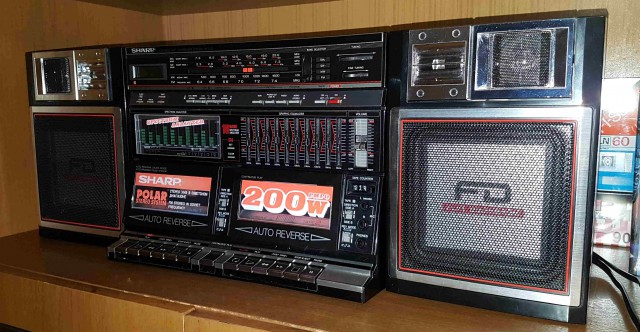 Неоновое DISCO.  Те самые Магнитолы на плече 80-х
