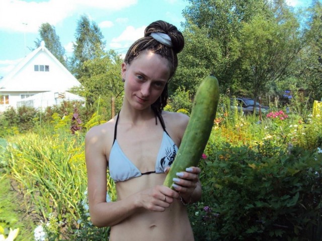 Ленка, я же позирую, давай фоткай быстрее