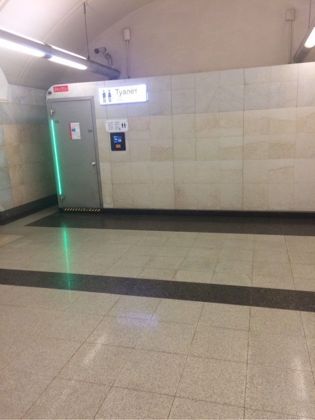 Правдивые заметки сотрудников петербургского метро, которое является одним из самых глубоких в мире