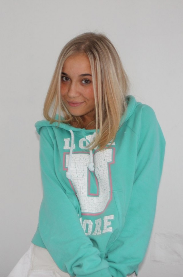 Вся разница поколений в одном фото!