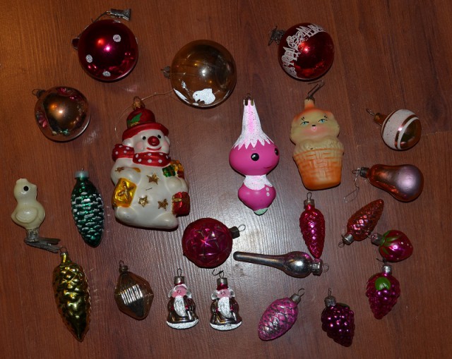 Старых елочных игрушек пост