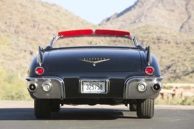 Cadillac Eldorado, немного классики