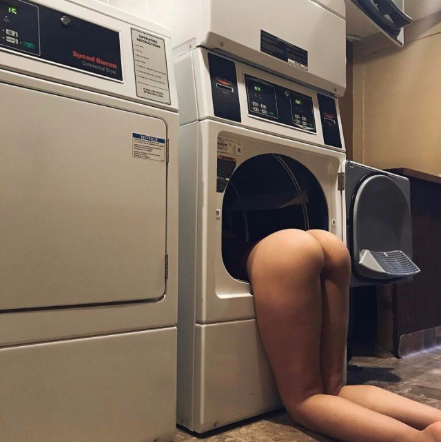 Просто девушки, которые окружают нас.