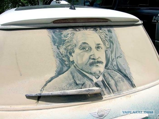 Рисунки на пыльных машинах!