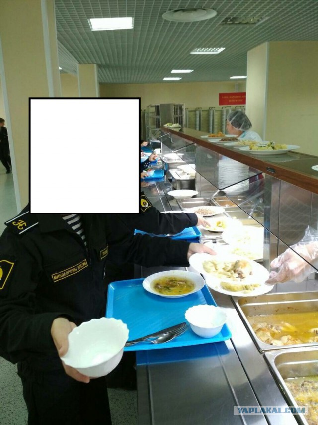 Выпускница рассказала всю правду о женской кадетской школе и о «эскорте»