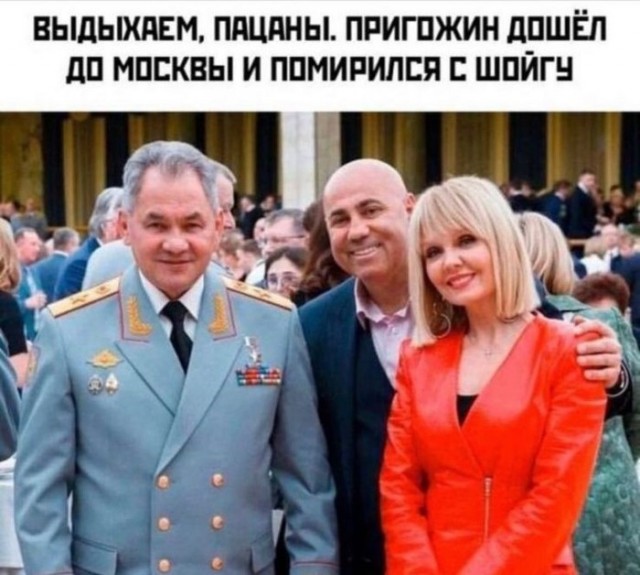 Этот безумный день завершился без лишнего кровопролития, но оставил всех, скорее, в недоумении — из-за неожиданной развязки конфликта с участием Лукашенко