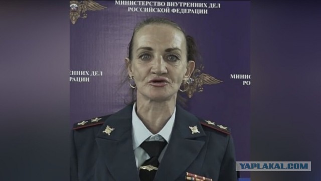 Начальник участковых в селе Хатанга на севере Красноярского края устроила потасовку в баре