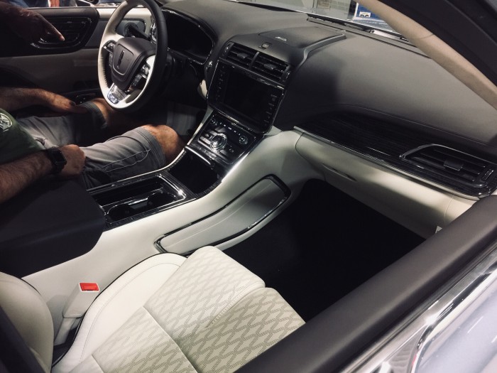 Авто шоу Вашингтон 2019