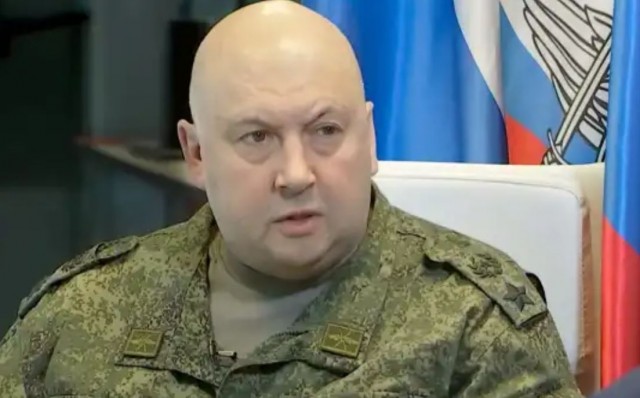 Генерал Суровикин освобожден от должности командующего ВКС России