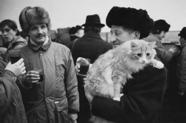 Дата в истории - "Сайгон" и "Спокойной Ночи, Малыши"