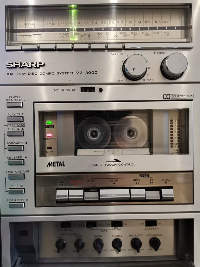 Аудиотехника прошлого века-SHARP VZ-3000.