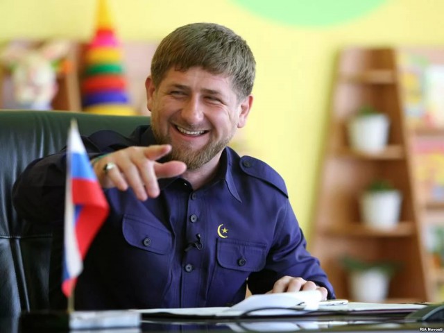 Мать восьмерых детей вернула главе Башкирии медаль материнской славы