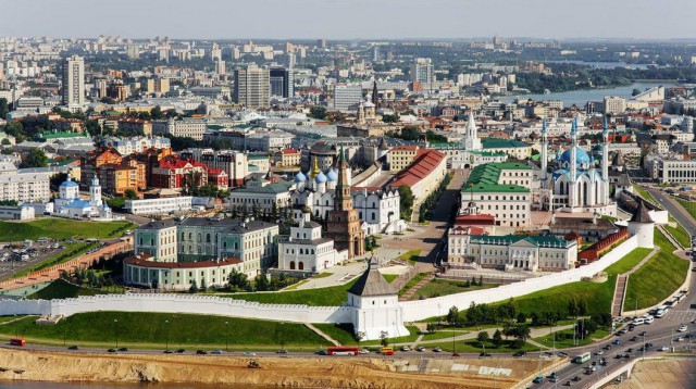 Украина снова отправит суда через Керченский пролив