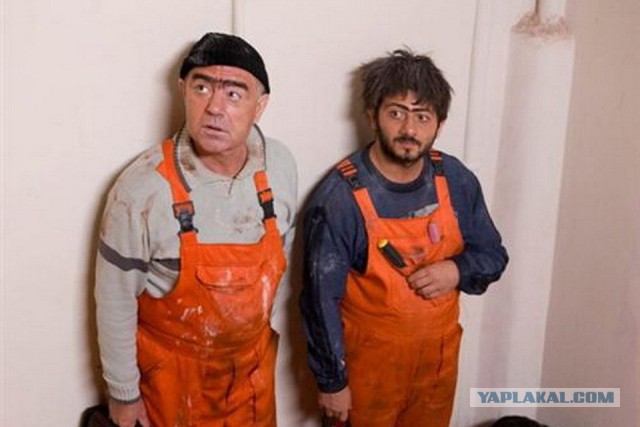 Уборка снега с крыши