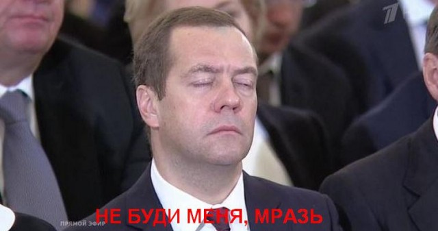 Наклейки «Вези меня, мразь» стали хитом у московских таксистов