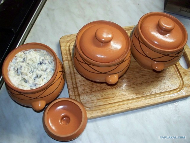 Горшочки со свининой по-холостяцки