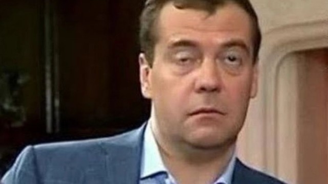США должны компенсировать России восстановление Артёмовска и Мариуполя.