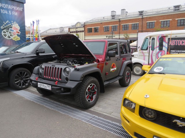 Всё круто, но лучше подумать: владельцы про бандитский Jeep Grand Cherokee из 90-ых
