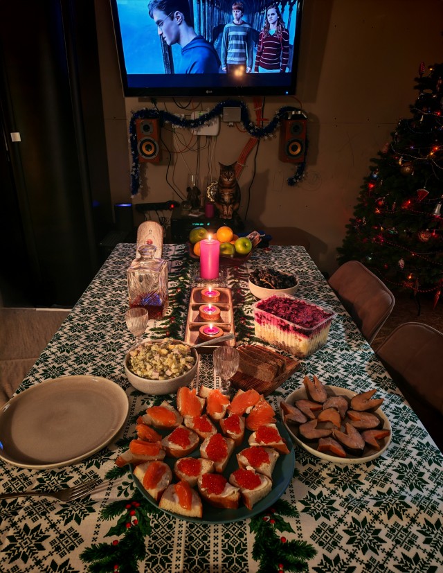 Новогодний стол.