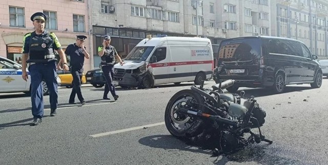 В Москве на мотоцикле разбился зампредседателя правления «Генбанка» Дмитрий Ларин