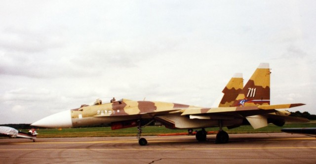 "Терминатор" Су-37: почему самолёт, который крутил кувырок с шасси, так и не нашел покупателя