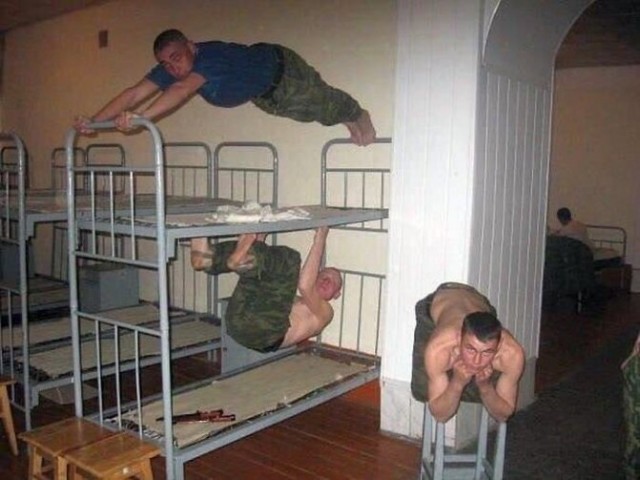 Как у вас изменилось мировосприятие после армии? Как на людей стали смотреть?