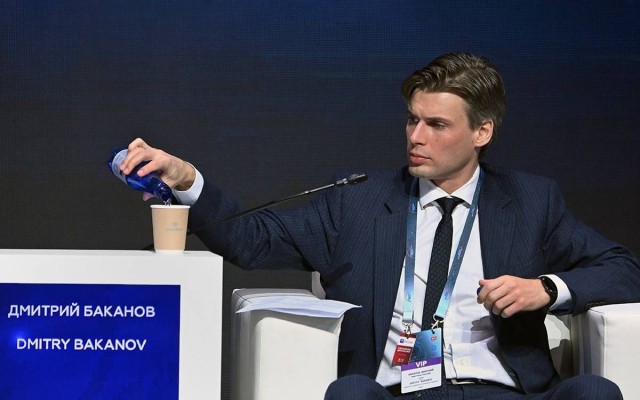 Главу «Роскосмоса» Юрия Борисова отправили в отставку. Новым гендиректором госкорпорации стал Дмитрий Баканов, сообщает Кремль