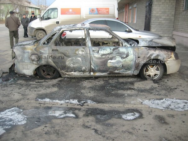 За ночь в Ростове сожгли 6 автомобилей