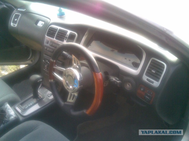 За стеной: необычная находка Toyota Mark II 1984