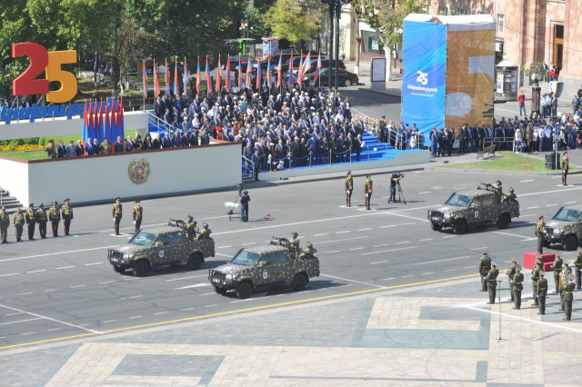 Военный парад в Армении