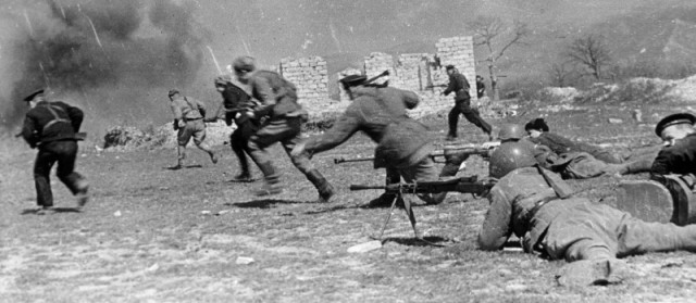 История в фотографиях