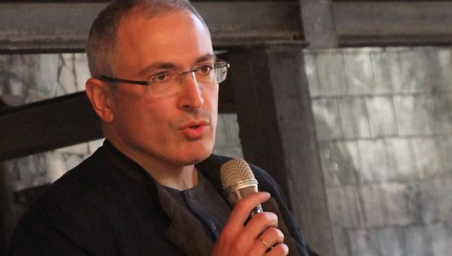 Михаила Ходорковского* и экс-депутата Дмитрия Гудкова* внесли в перечень террористов и экстремистов, — Росфинмониторинг