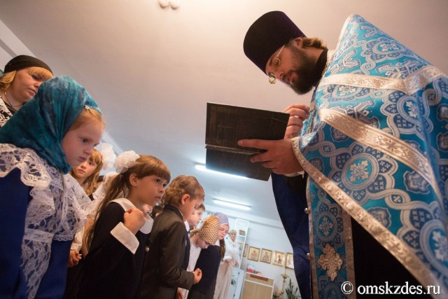 1 сентября в омской школе с христианским уклоном