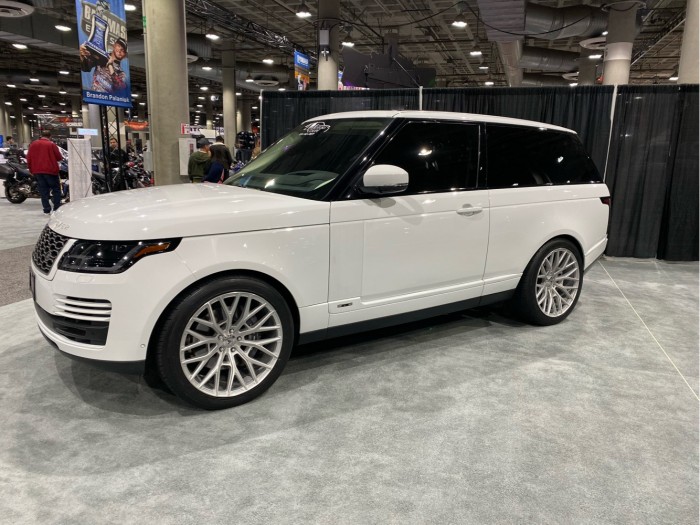 Автошоу Los Angeles 2019, part 1